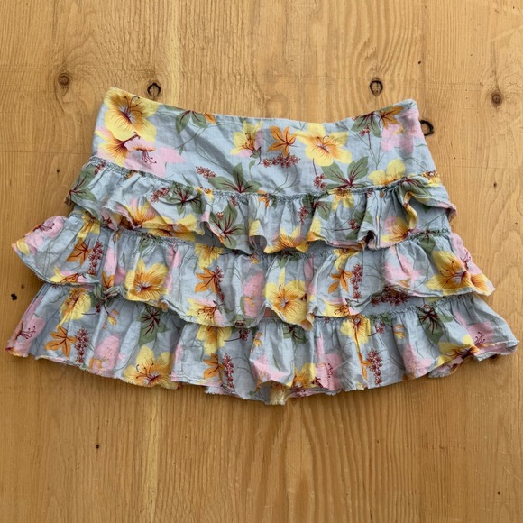 American Eagle Ruffle Skirt